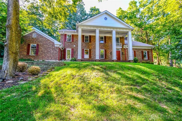 Property Photo:  1955 Kresswood Circle  OH 45429 