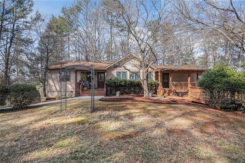 Property Photo:  925 Horseshoe Bend Road  GA 30533 