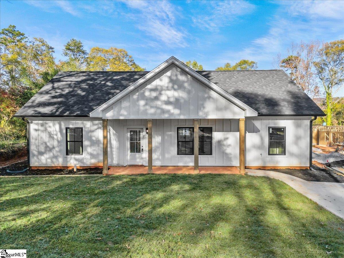 Property Photo: 156 Duncan Chapel Road SC 29617