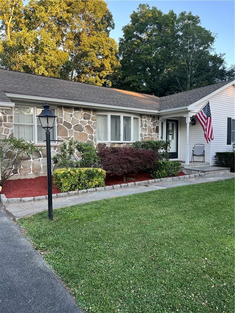 Property Photo: 6 Barclay Road NY 12553