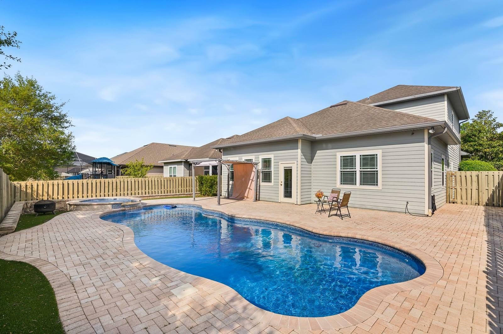 Property Photo: 7920 SW 79th Drive FL 32608