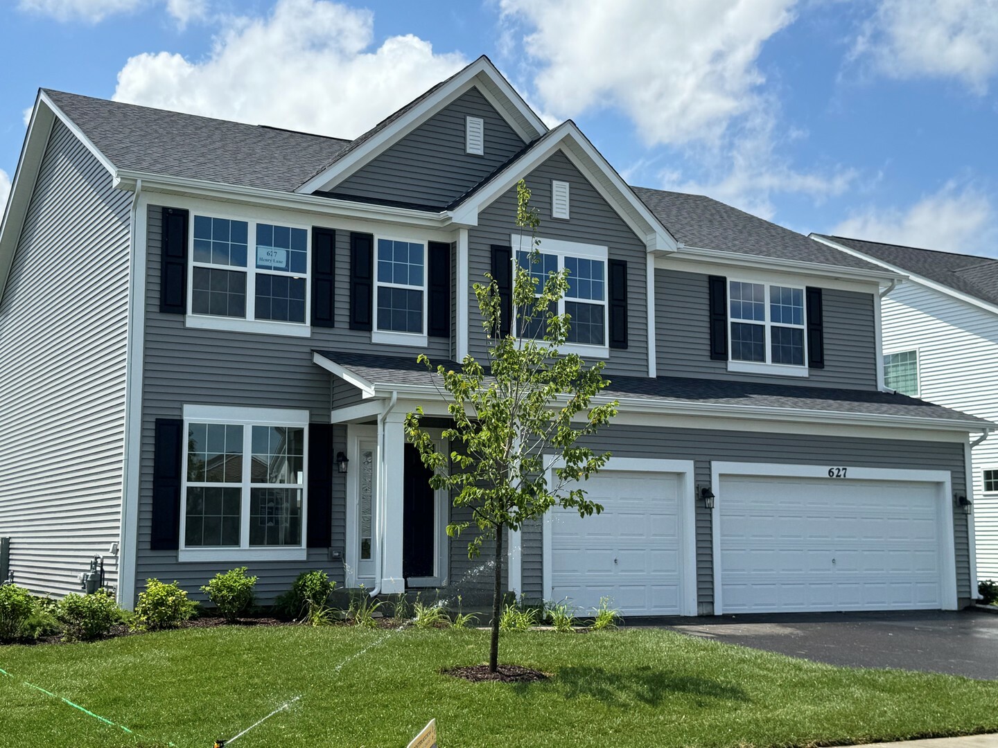 Property Photo: 627 Henry Lane IL 60543