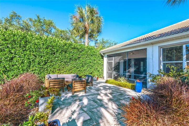 Property Photo: 6703 Old Banyan Way FL 34109