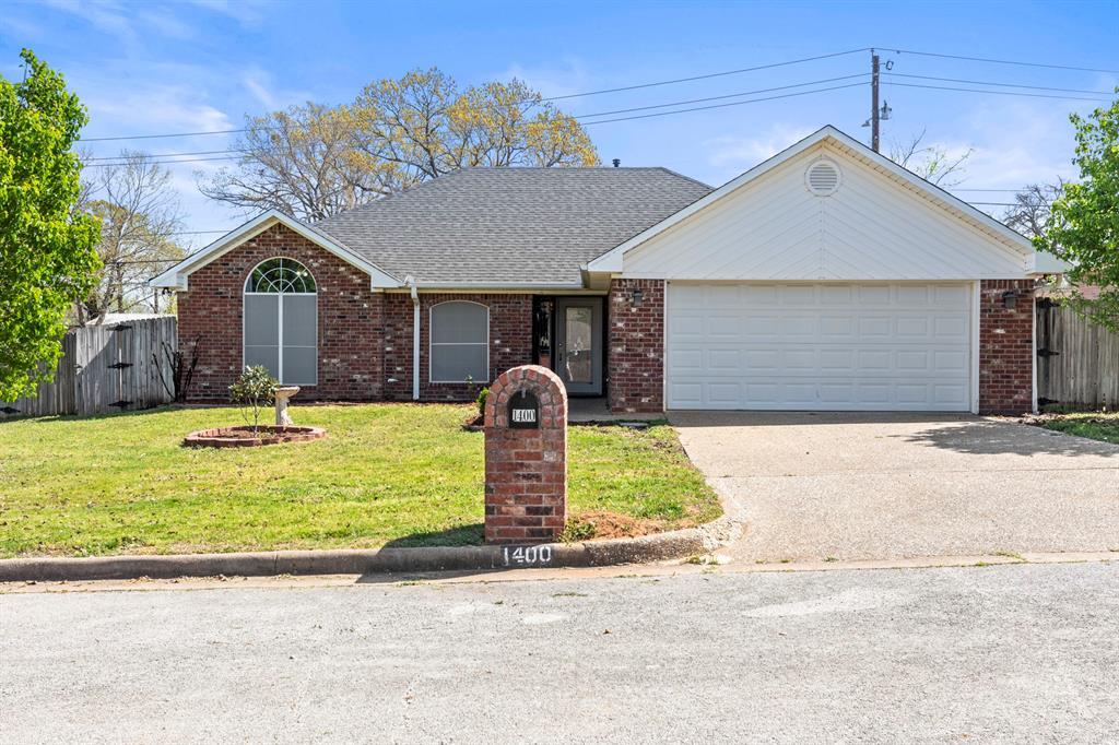 Property Photo:  1400 Lakeside Court  TX 75771 