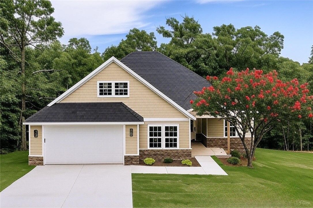 Property Photo:  7 Boreray Lane  AR 72715 