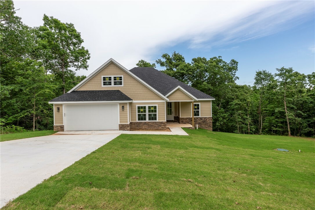Property Photo: 7 Boreray Lane AR 72715