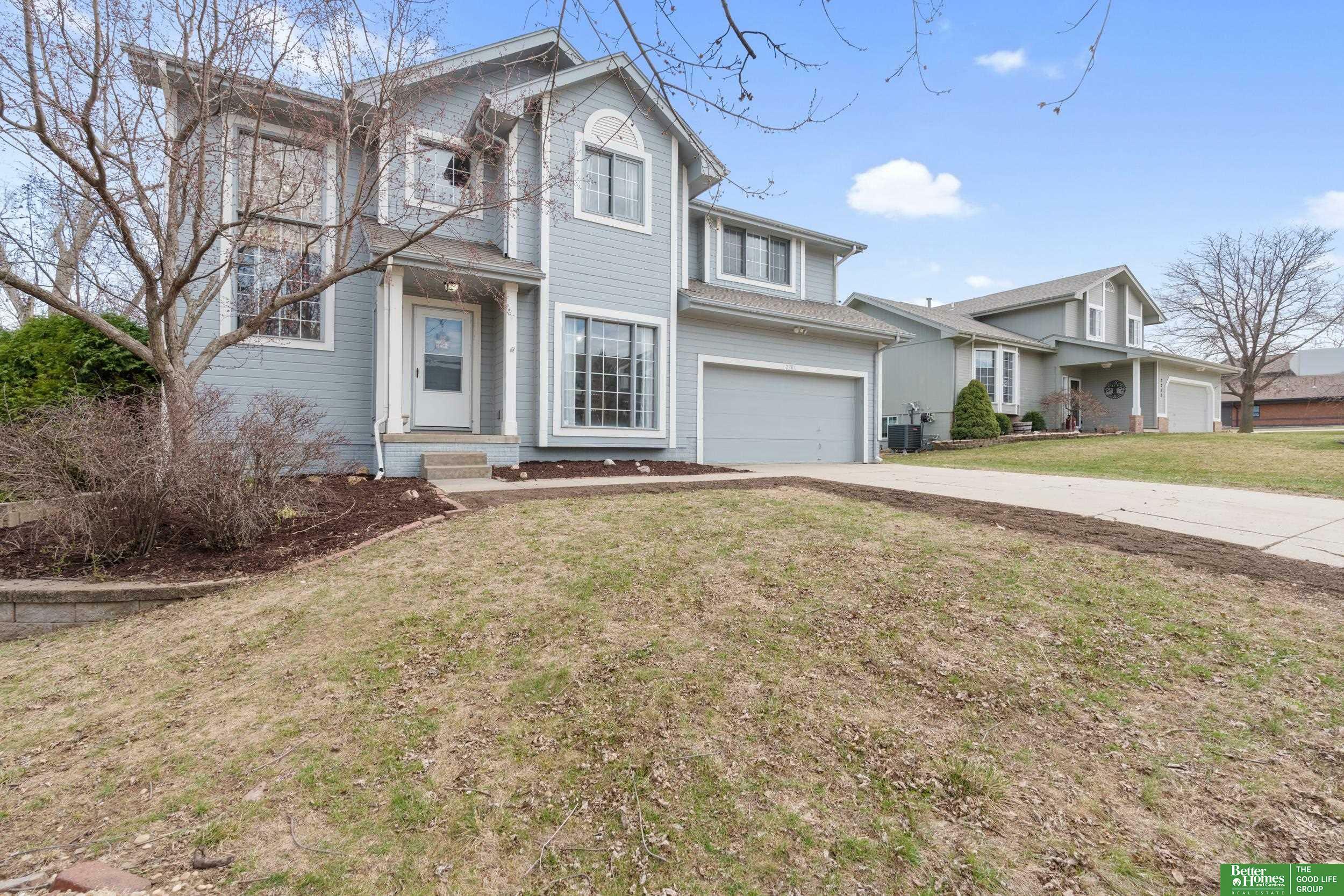Property Photo: 2201 Queen Drive NE 68046