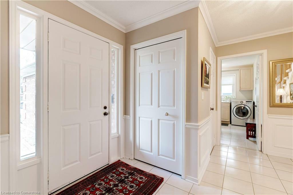 Property Photo: 2251 Mansfield Drive ON L7P 3J3