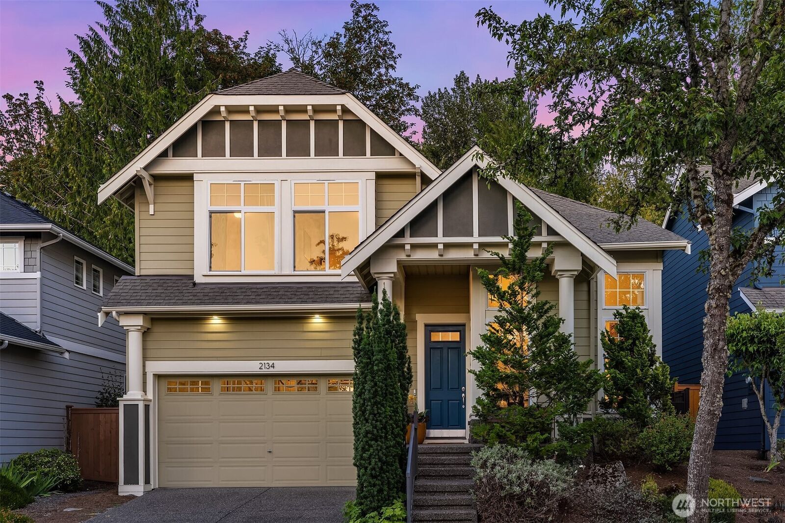 Property Photo: 2134 32nd Avenue NE WA 98029