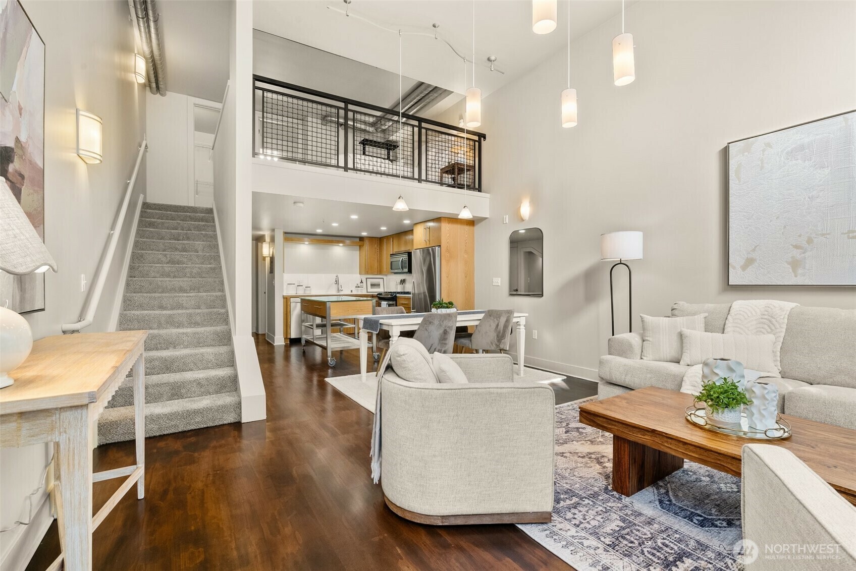 Property Photo: 530 Broadway E 113 WA 98102