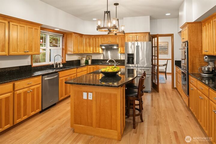 Property Photo: 13635 424th Avenue SE WA 98045