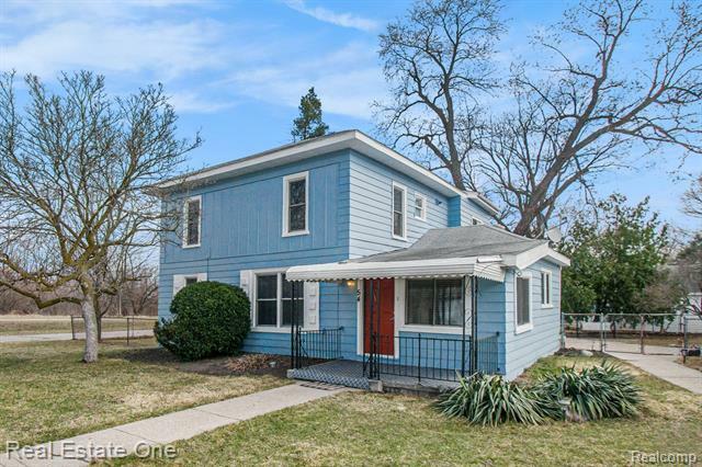 Property Photo: 54 Division Street MI 48371