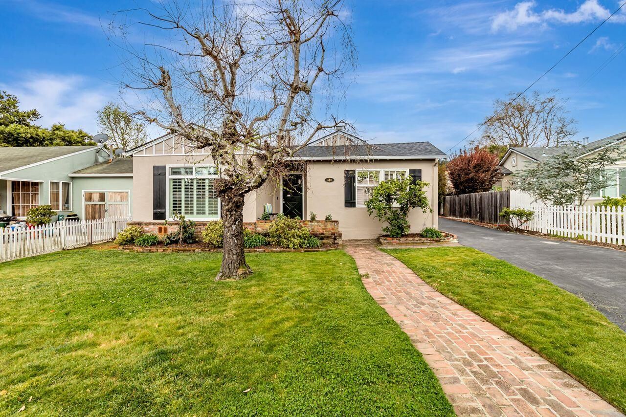 Property Photo:  520 Santa Florita Avenue  CA 94030 