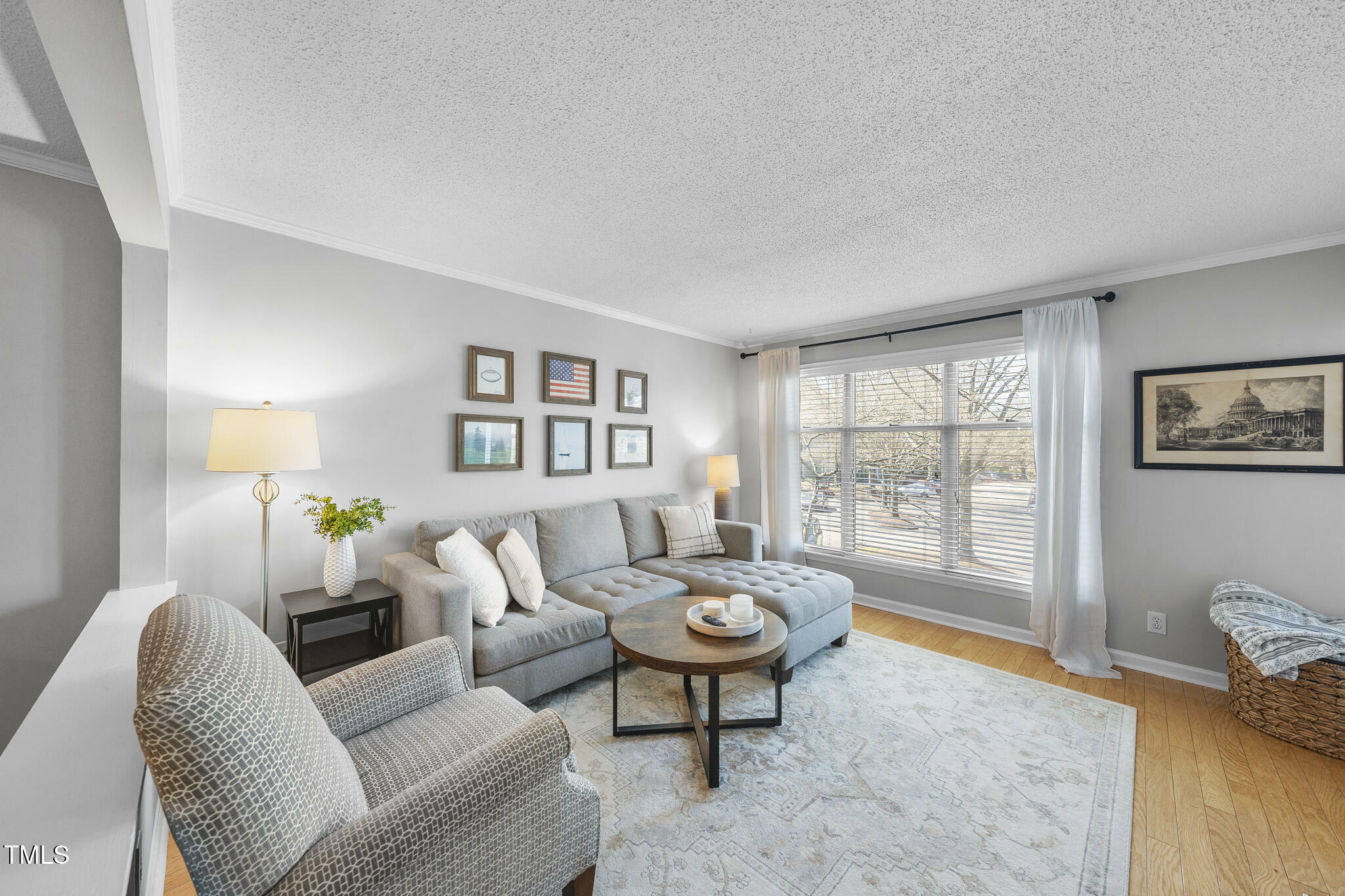 Property Photo: 1121 Parkridge Lane 207 NC 27605