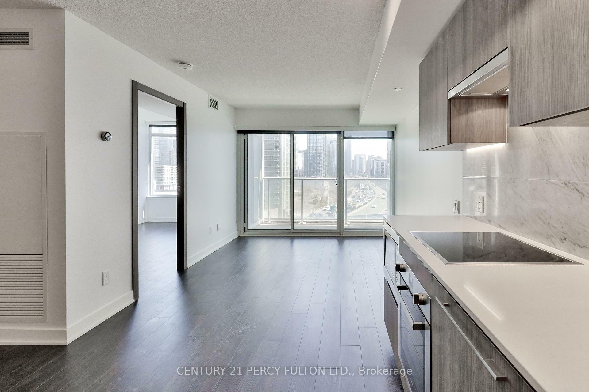 Property Photo: 19 Bathurst Street 1107 ON M5V 0N2