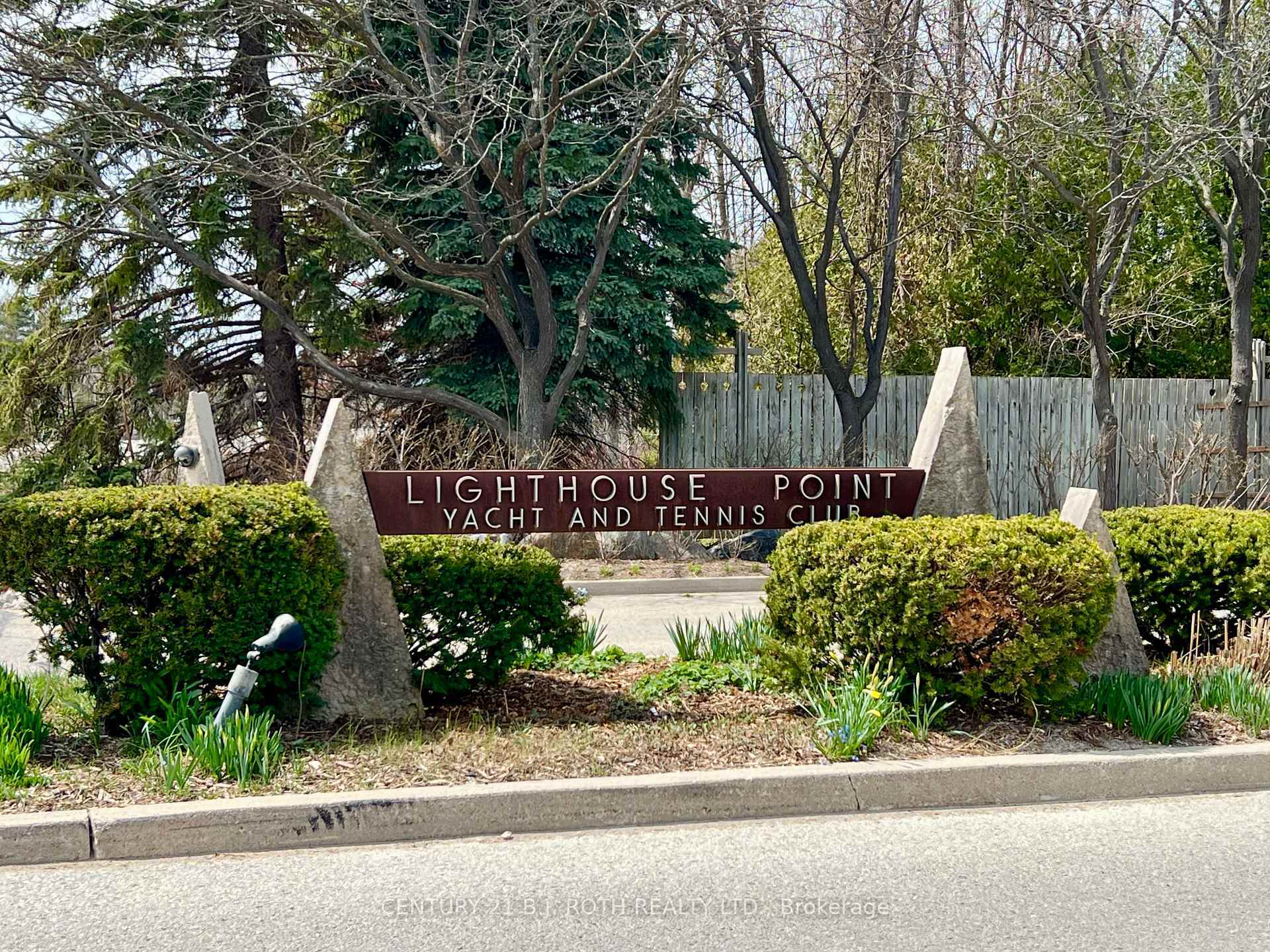 Property Photo: 291 Mariners Way ON L9Y 5C7