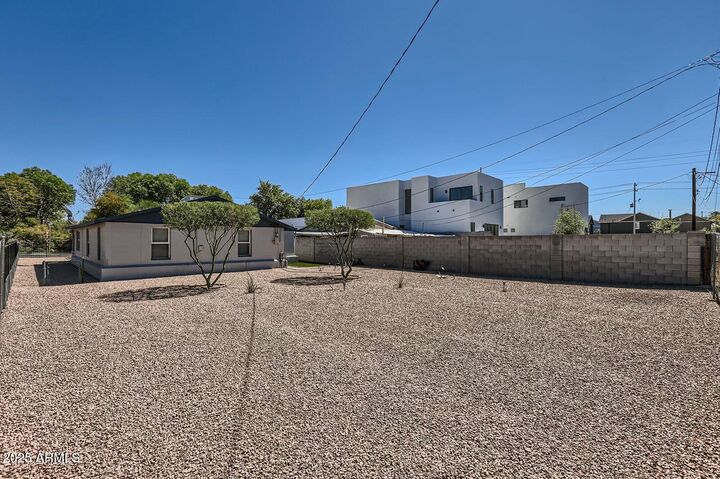 Property Photo: 4518 N 8th Place AZ 85014