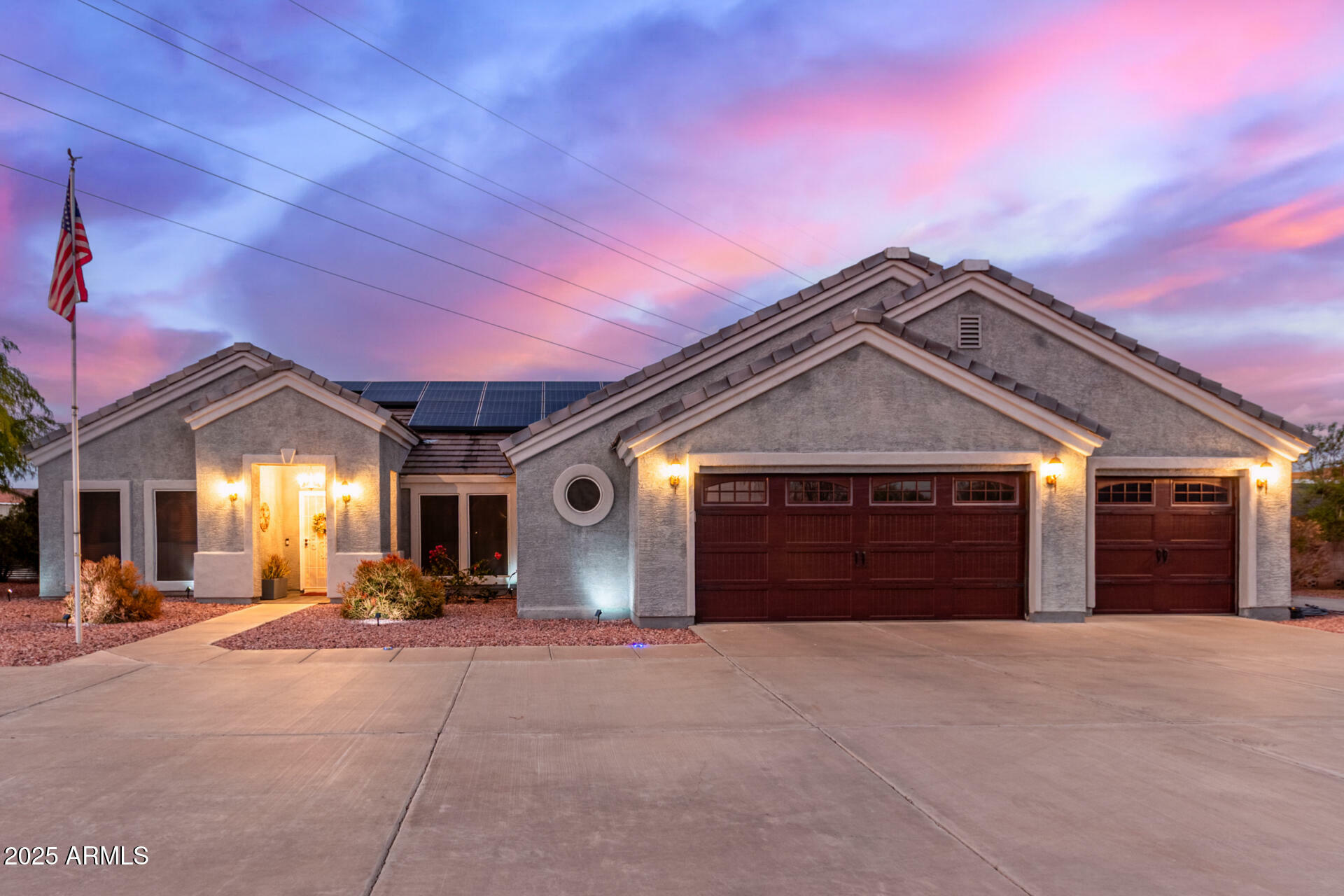 Property Photo: 23040 W Hammond Lane AZ 85326