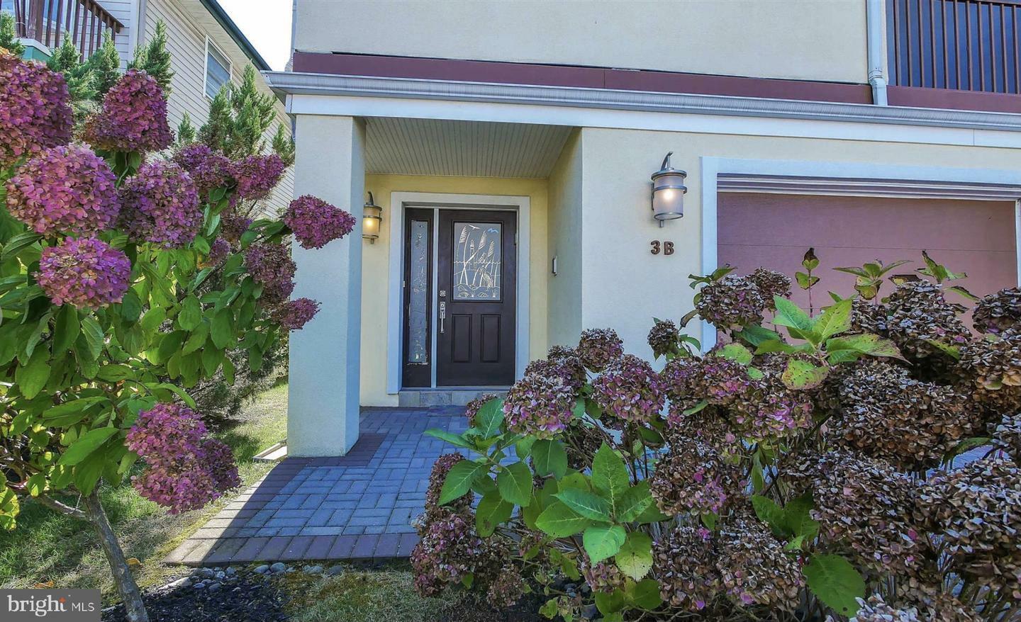 Property Photo: 214 N Decatur Avenue 3B NJ 08402