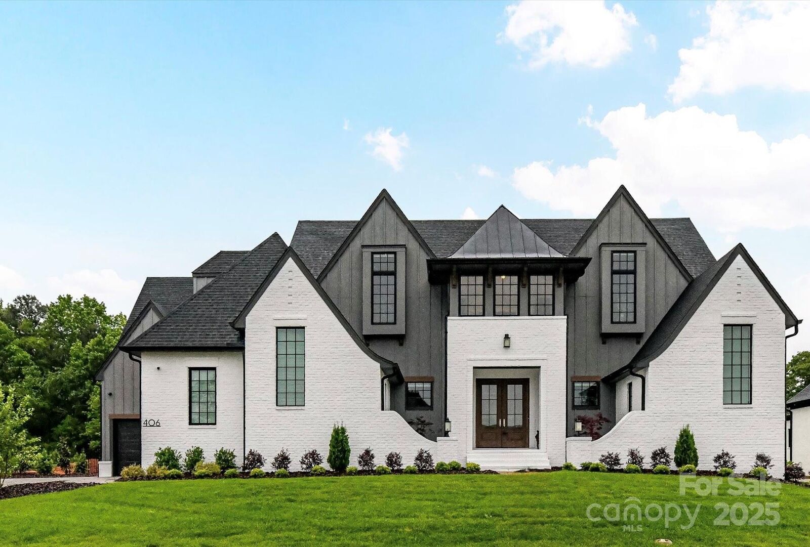 Property Photo: 406 Sugar Maple Lane NC 28104