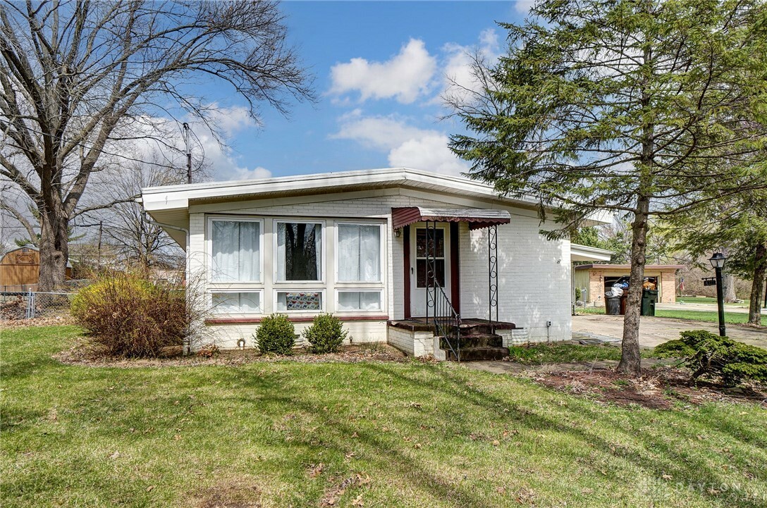 Property Photo:  4721 Creekview Drive  OH 45044 