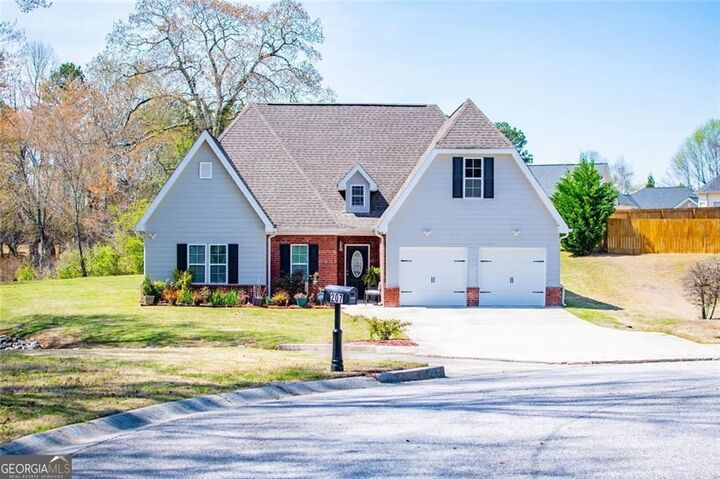 Property Photo:  207 Meadow Lake Drive  GA 30116 