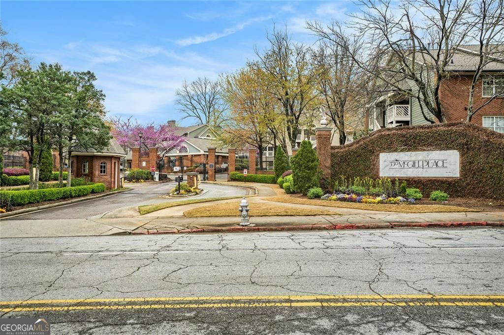 Property Photo: 708 McGill Place NE 708 GA 30312