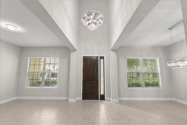 Property Photo: 2318 Bellefield Cove FL 32765