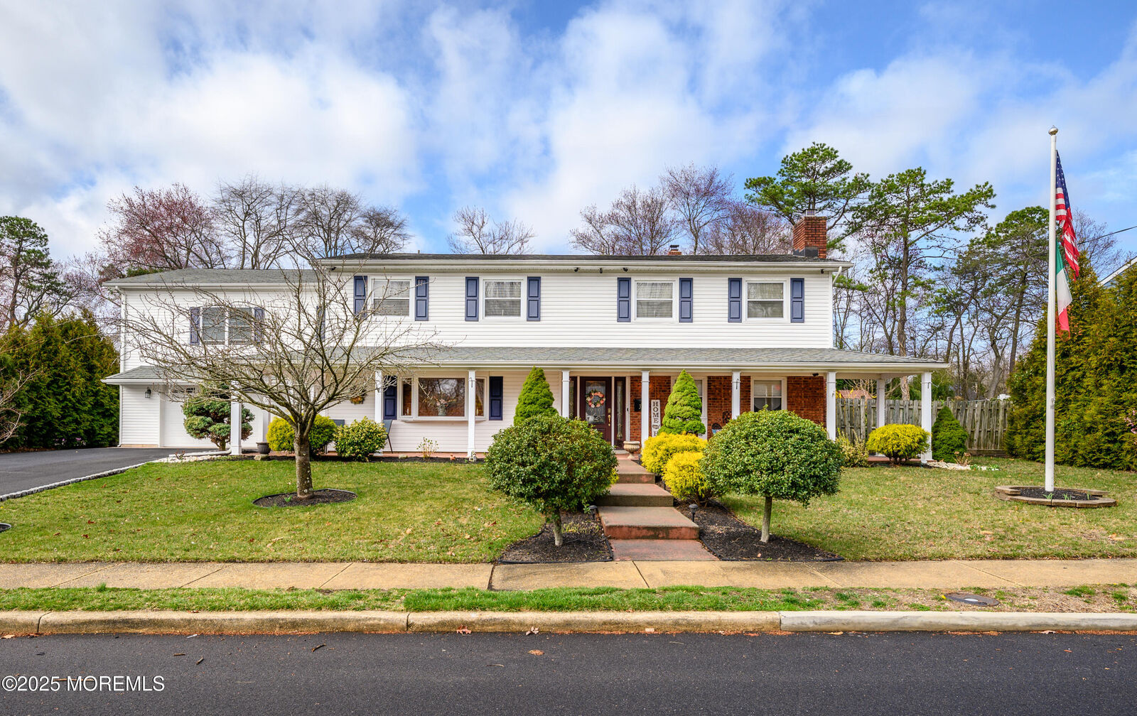 Property Photo:  39 Old Bridge Drive  NJ 07731 