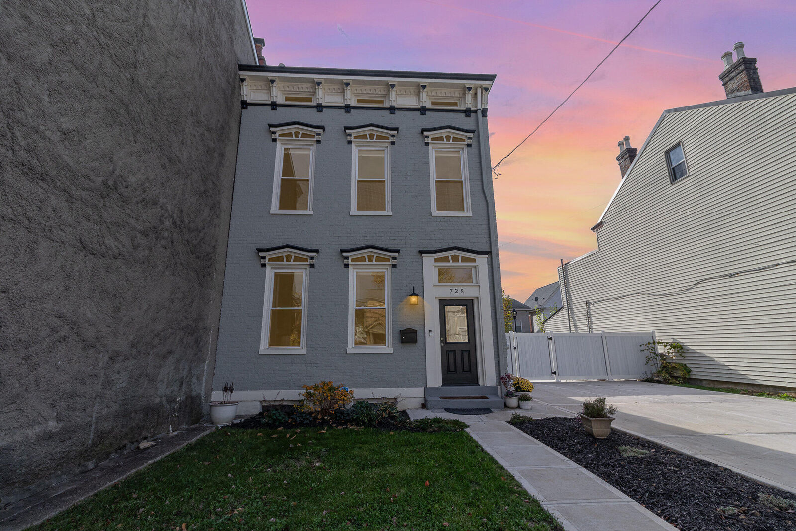 Property Photo: 728 Central Avenue KY 41071