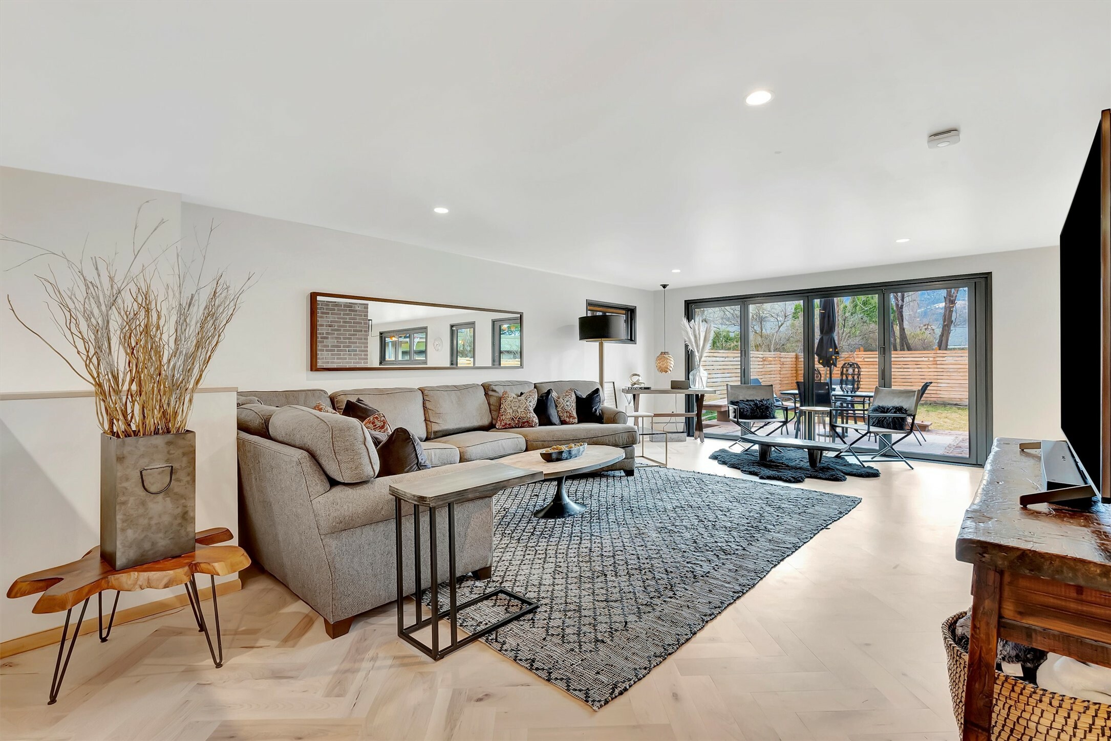 Property Photo: 625 Hastings Avenue MT 59801