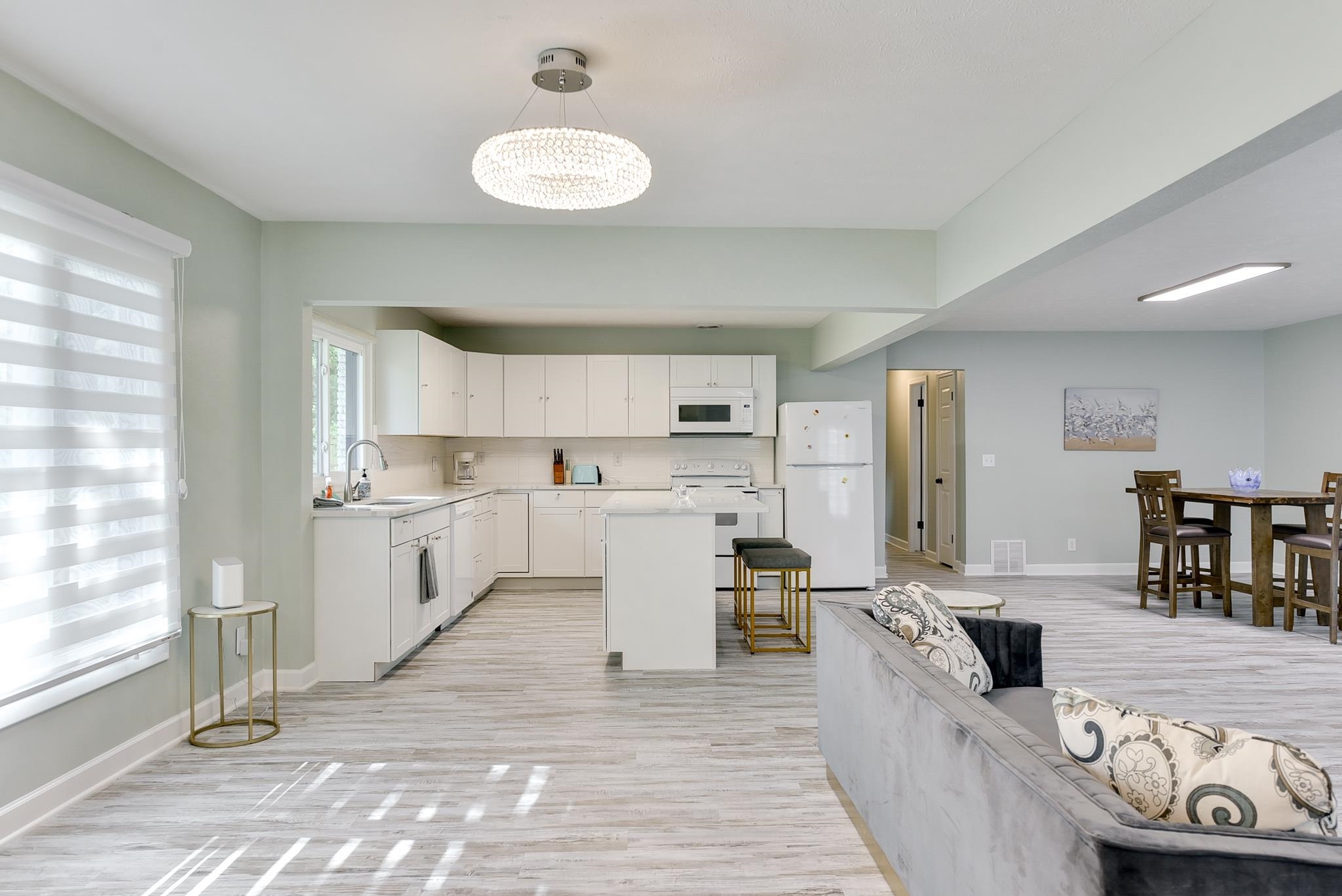 Property Photo: 5611 Charles Street NE 68132