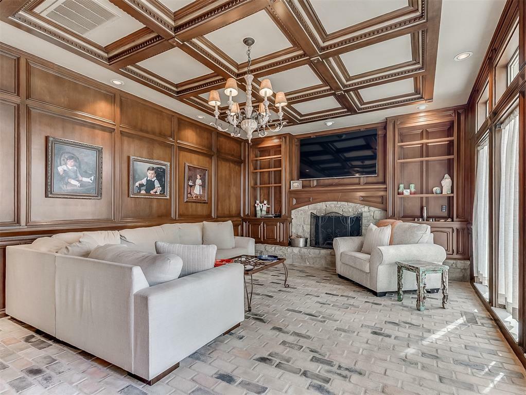 Property Photo: 1206 Saint Andrews Drive OK 73025