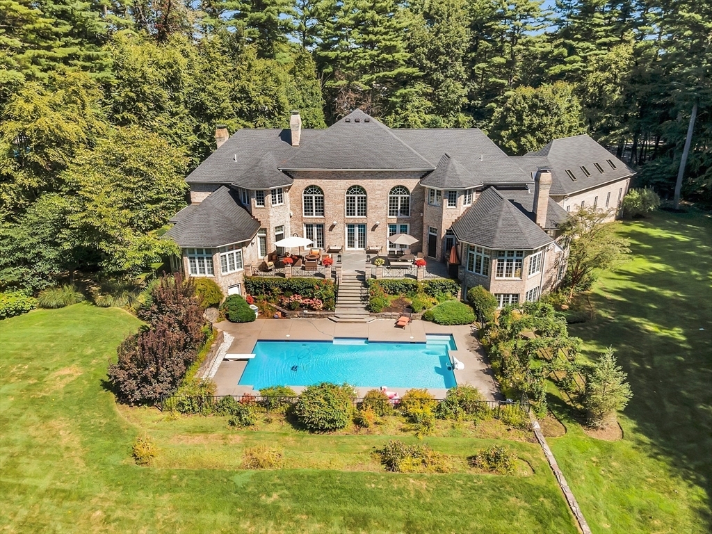 Property Photo: 215 Monument Farm Rd MA 01742