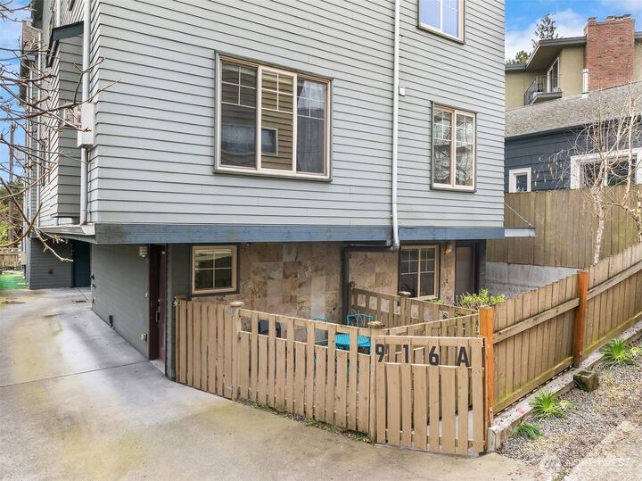 Property Photo: 916 N 73rd Street A WA 98103
