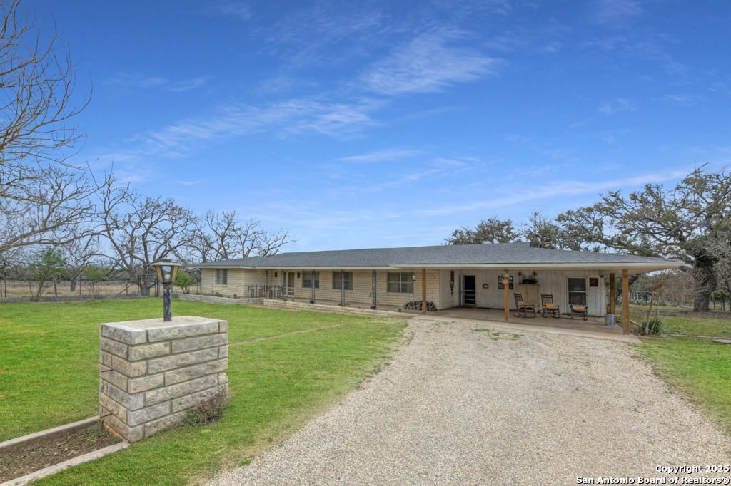 Property Photo: 2877 Broad Oak TX 78003