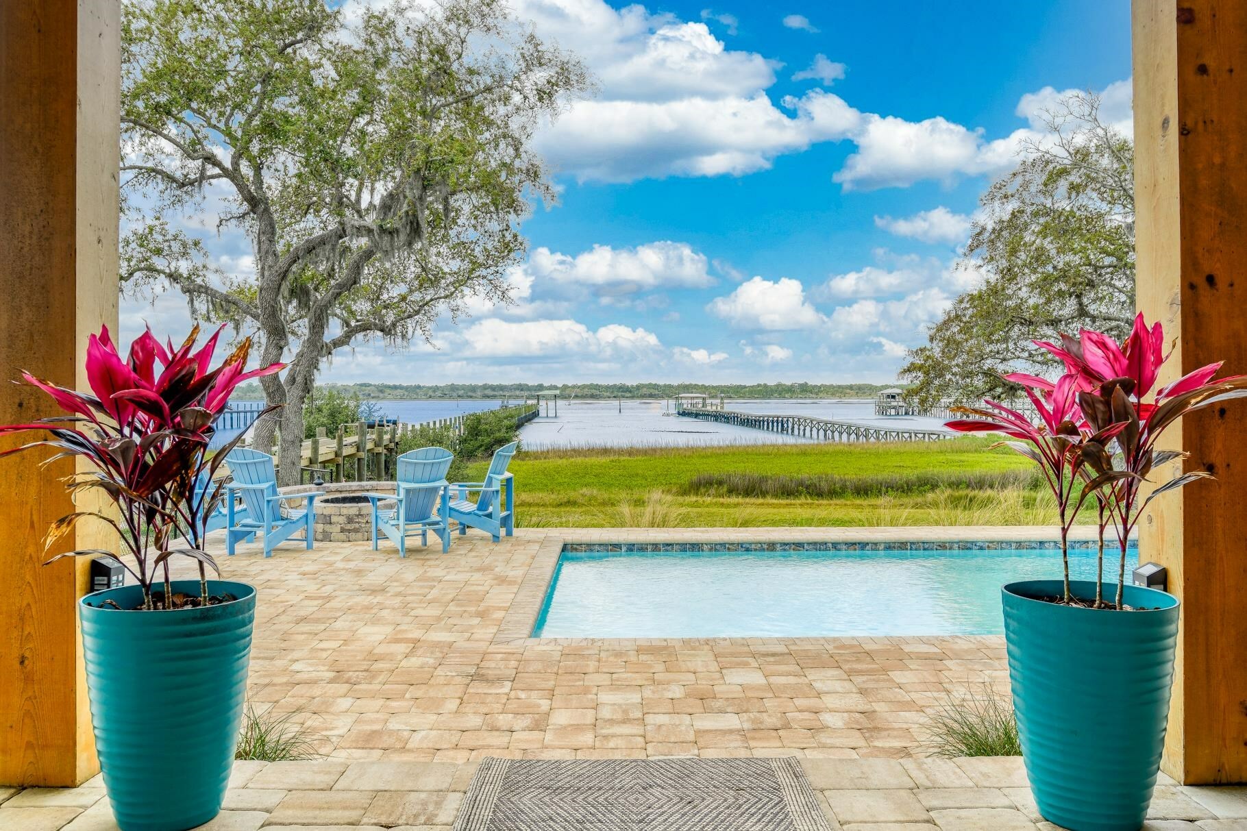 Property Photo: 5325 Riverview Dr With New Dock FL 32080