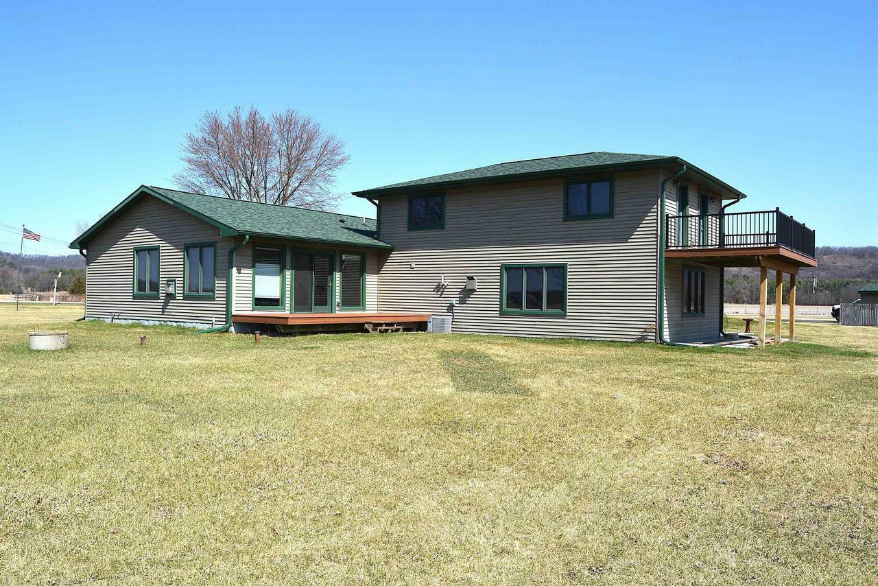 Property Photo: E4913 Jones Road WI 53588