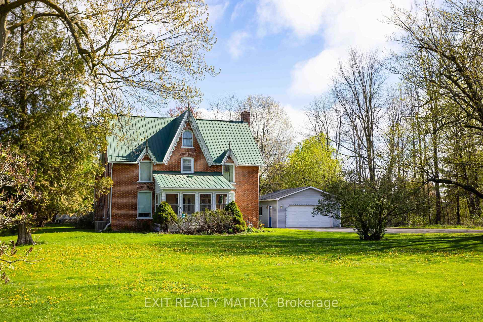 Property Photo: 74 Craig Street ON K4R 1A2