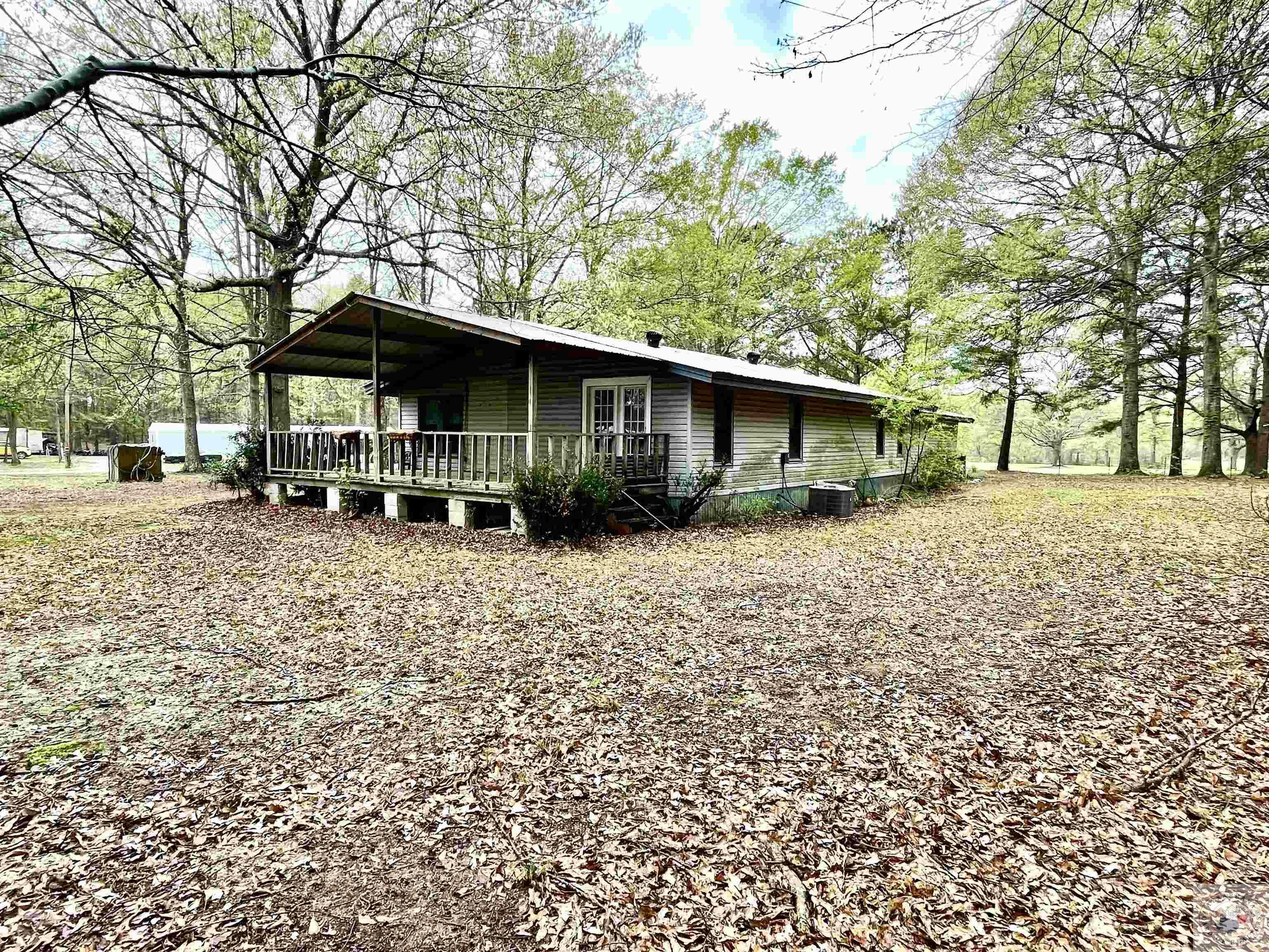 Property Photo: 208 Amis Rd. TX 75501