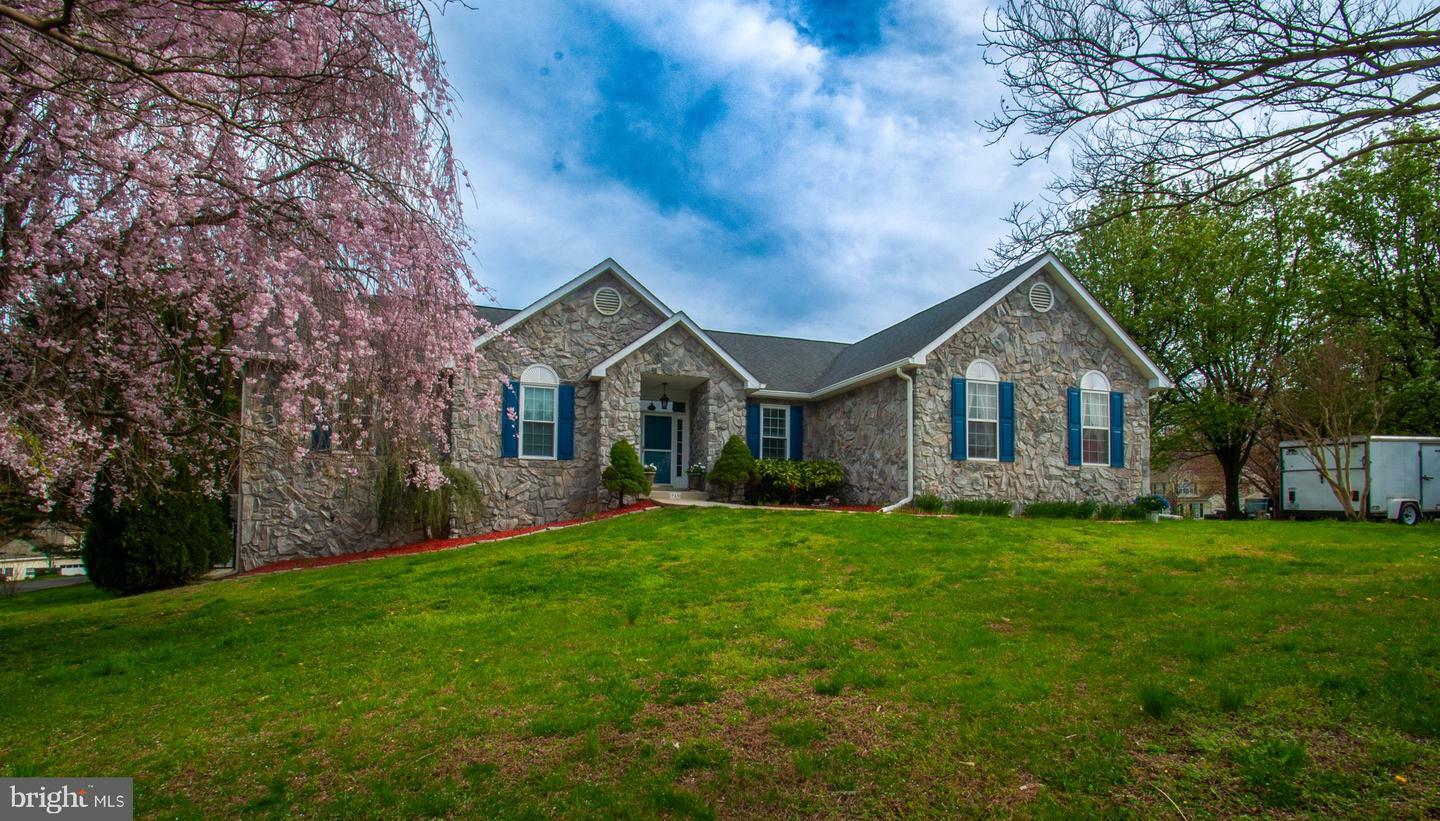 Property Photo: 745 Monarch Lane MD 20639