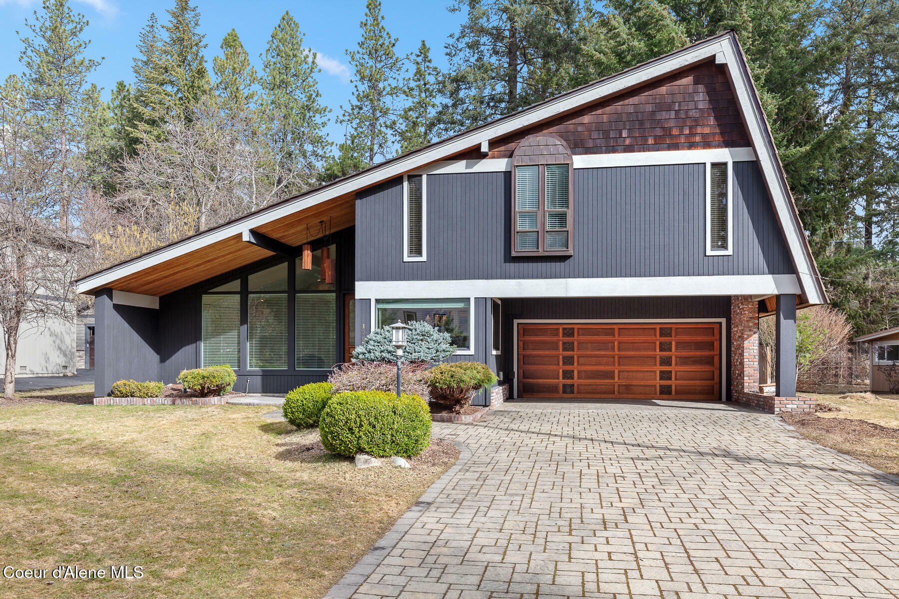 Property Photo:  1669 E Evergreen Drive  ID 83835 