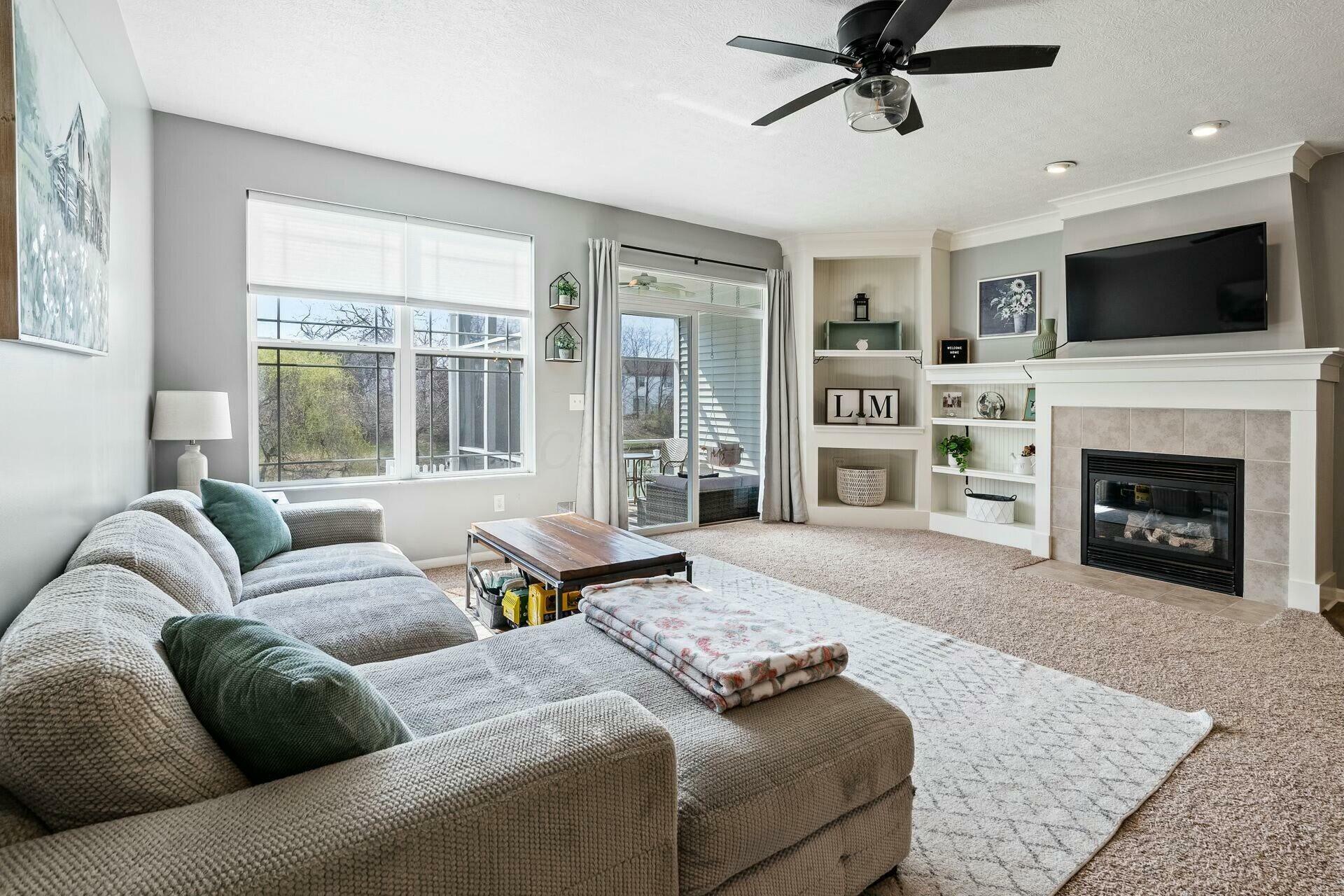 Property Photo:  8102 Artisan Way  OH 43068 