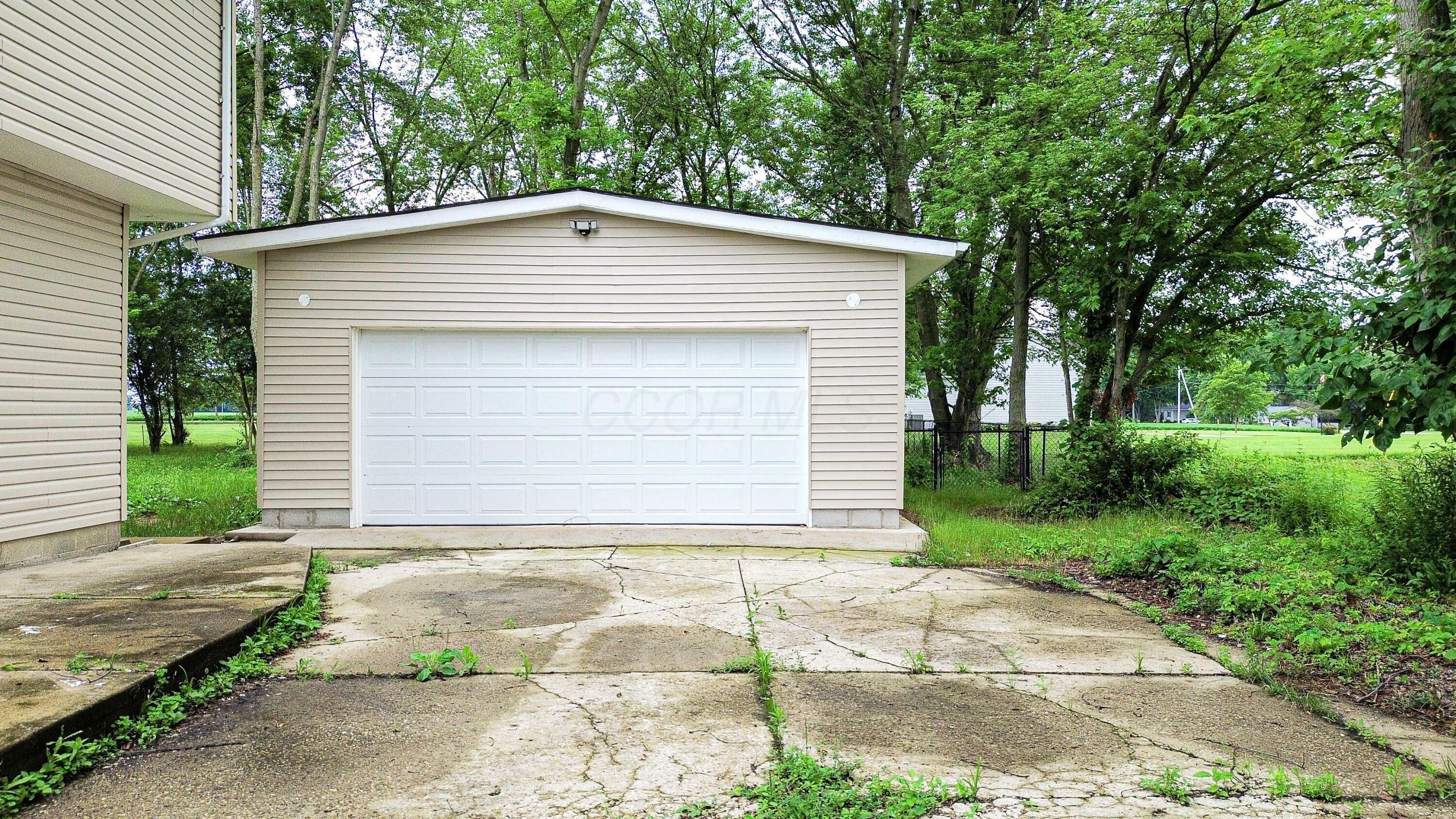 Property Photo:  58 Blueview SW Drive  OH 43068 