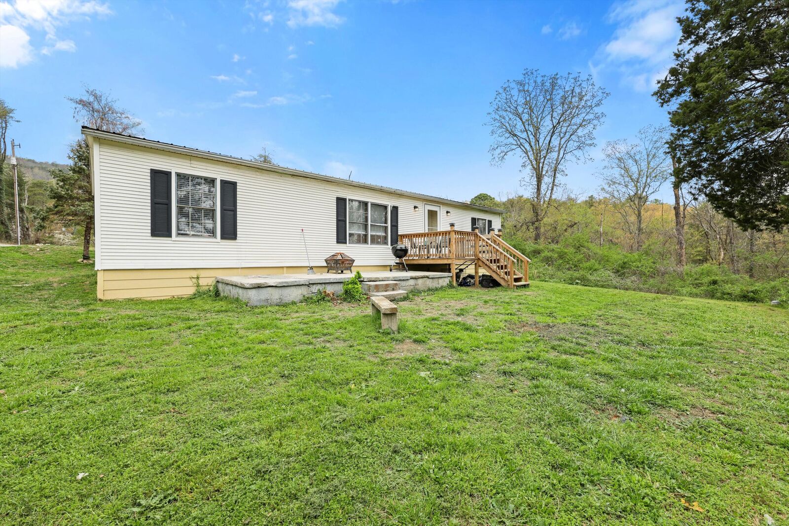 Property Photo: 11061 Matthew Road TN 37379