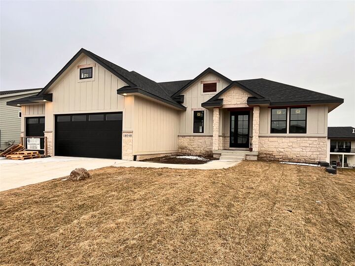 Property Photo: 18048 Tanglewood Drive IA 50325