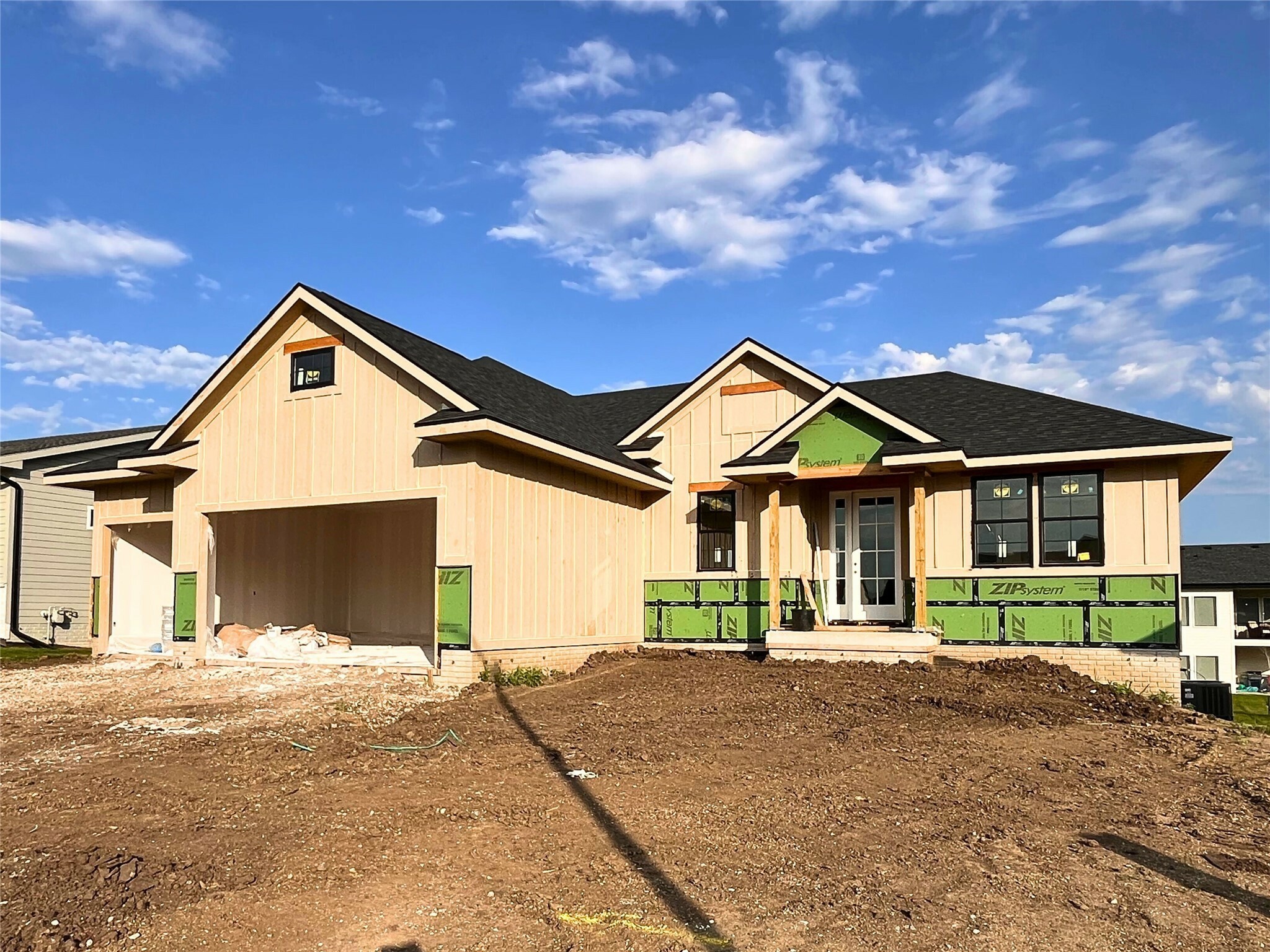 Property Photo: 18048 Tanglewood Drive IA 50325
