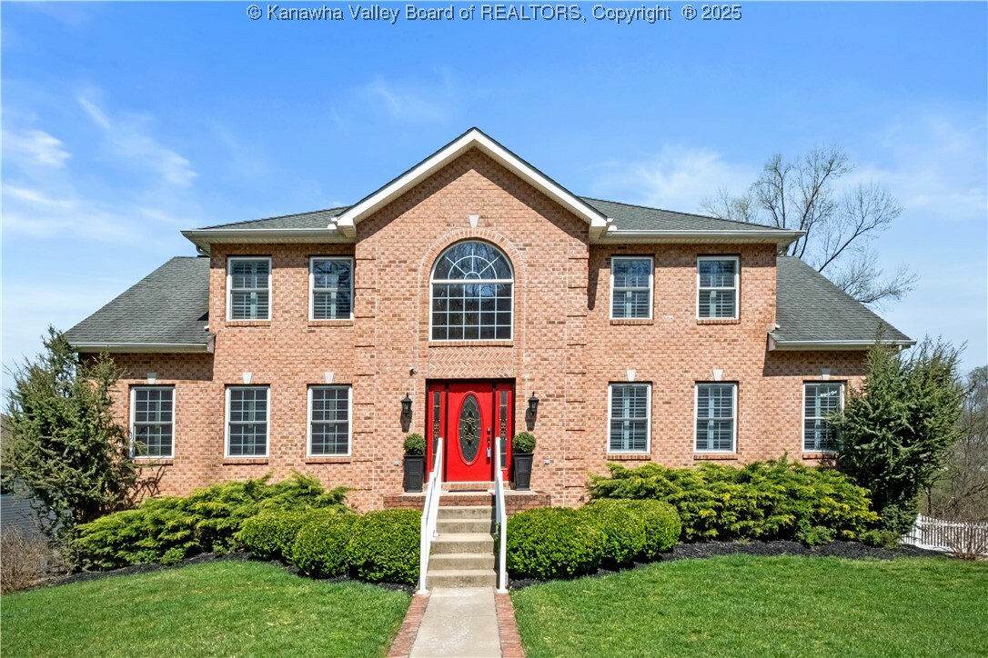 Property Photo: 516 Woodbridge Drive WV 25311