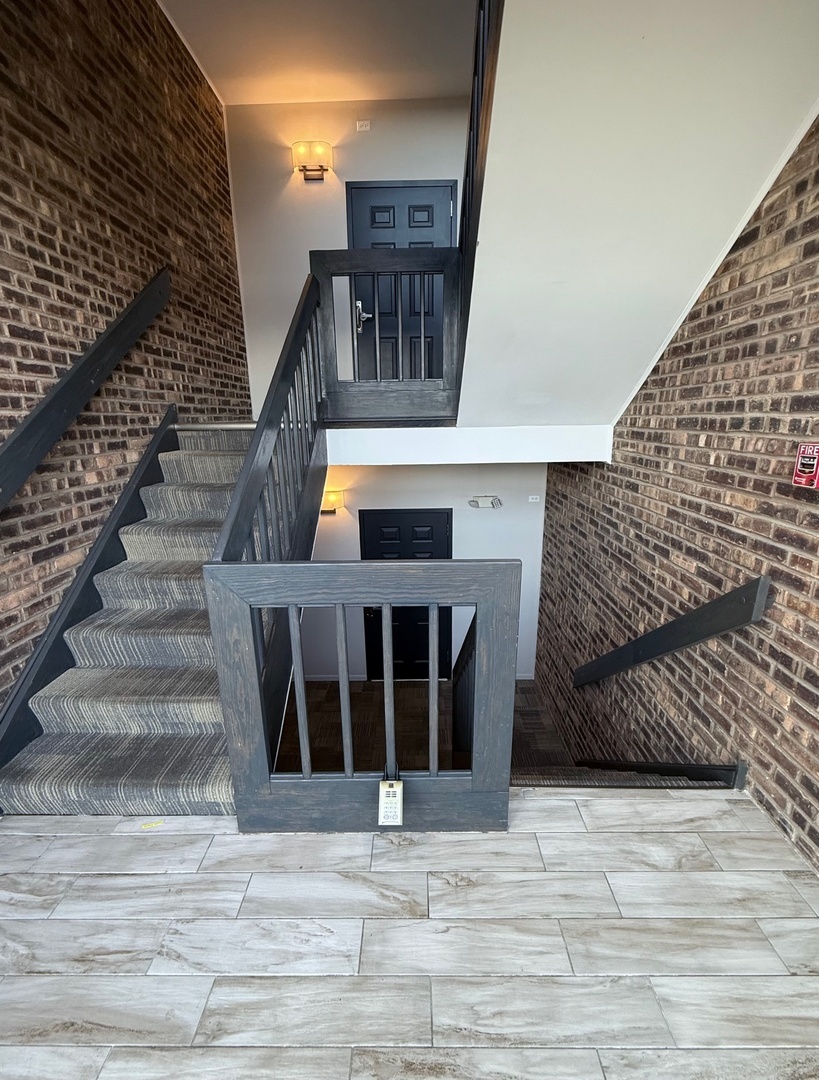 Property Photo: 1486 Stonebridge Circle A8 IL 60189