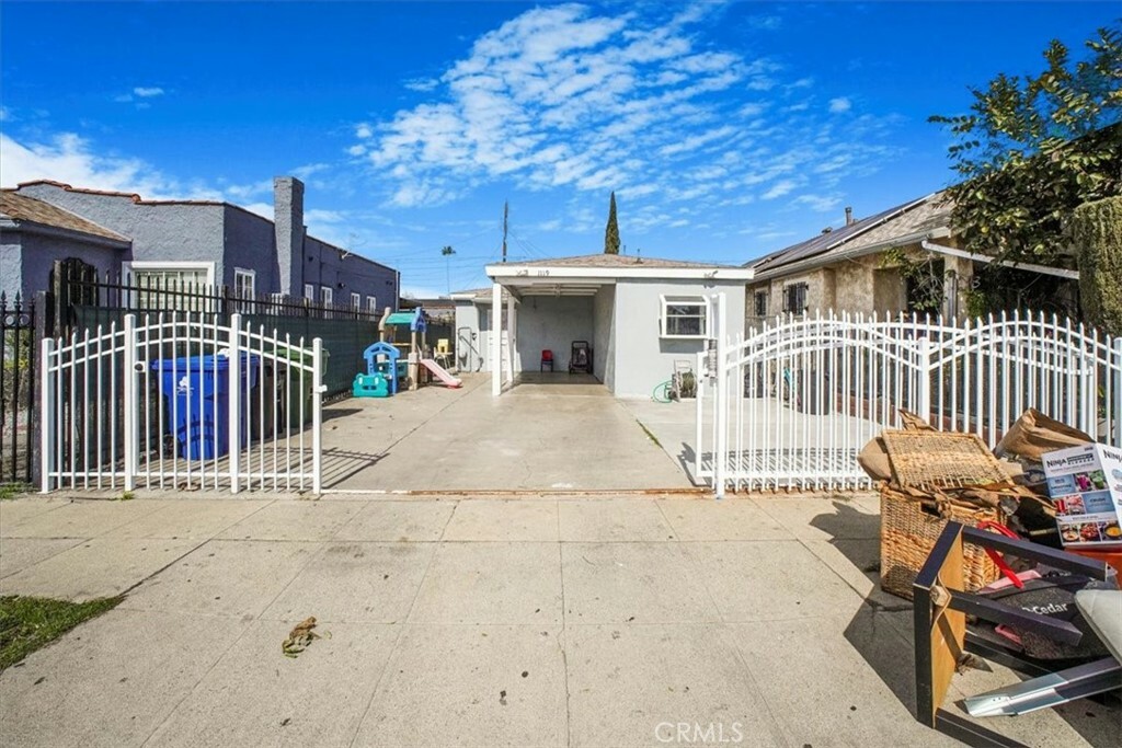 Property Photo: 1119 W 65th Place CA 90044